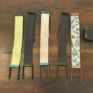 Whoop bands + charger